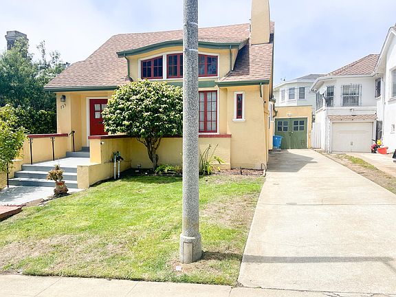 2nd image of 725 Miramar Ave