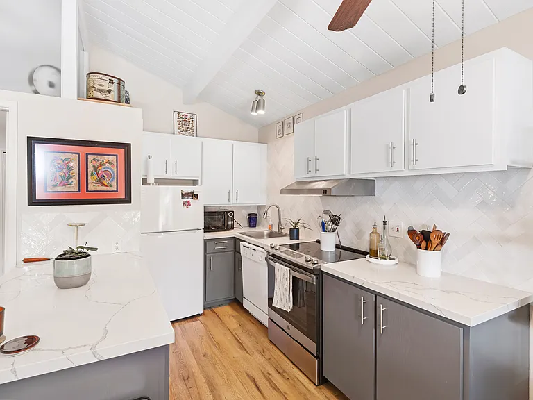 104 Lake Dr #3 — Photo 13