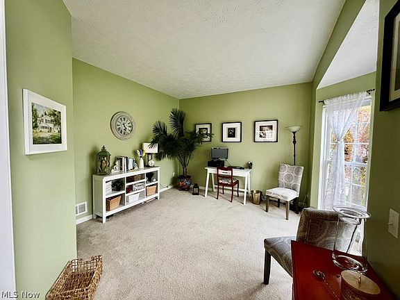 4th image of 5602 Rosemont Way
