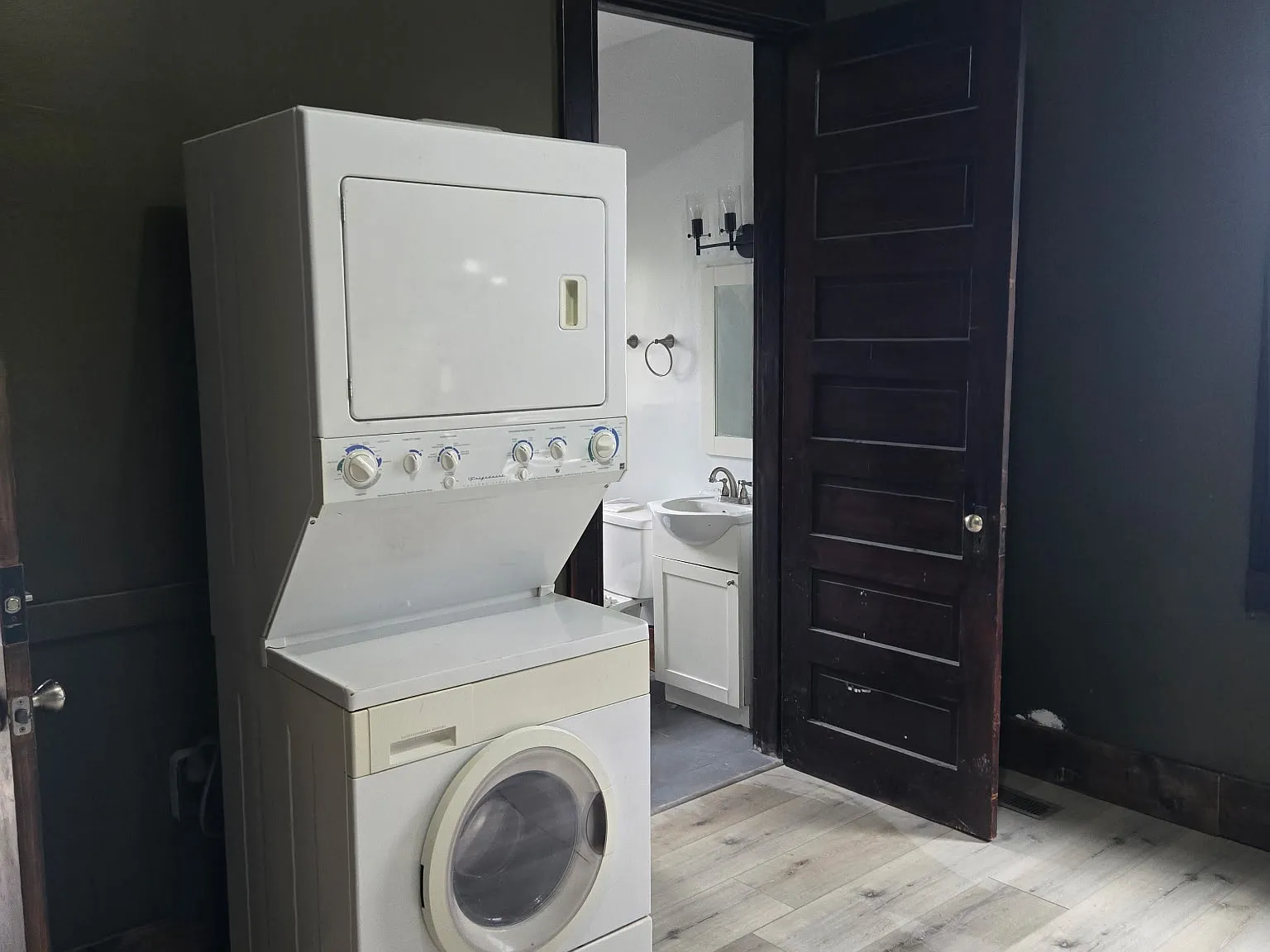 Studio, 650 sqft, $950 — Photo 4