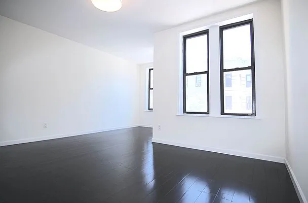 Rented by Oxford Property Group | media 2