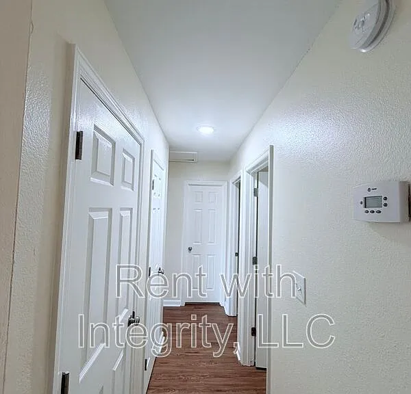 1352 Ocala Rd #B — Photo 3