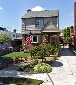 2844 Jordan St, Flushing, NY, 11358