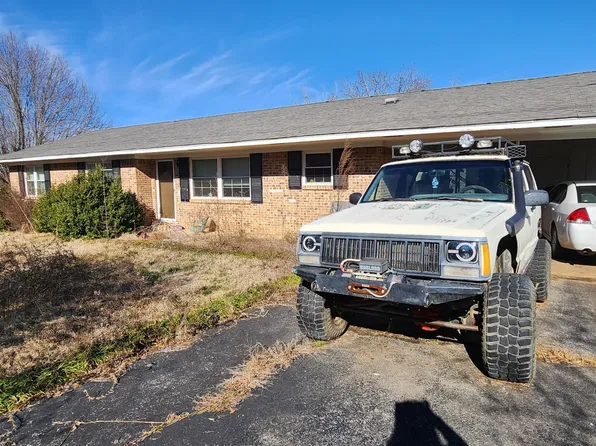 28 County Road 243, Iuka, MS 38852