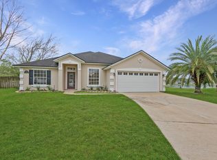 608 Mandy Oaks Dr, Jacksonville, FL 32220