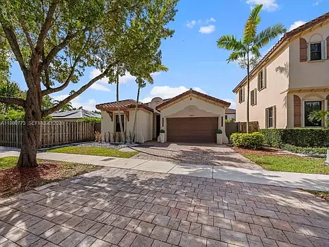 15404 SW 175th St — Photo 1