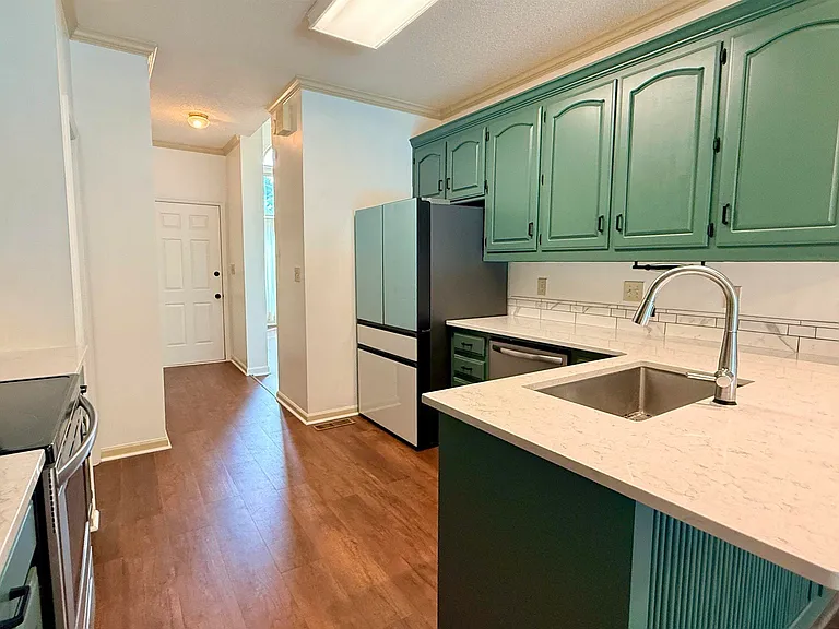 113 Nobleton Ln NW — Photo 9
