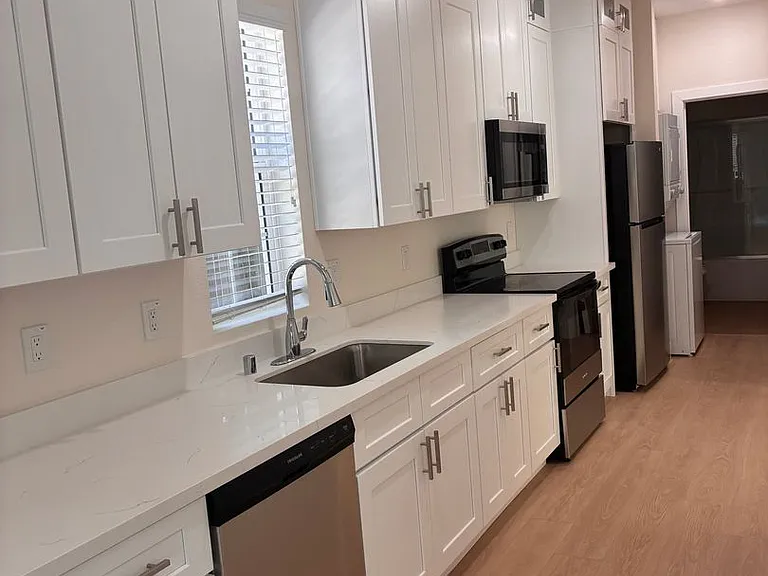 1515 Marshall Ln #2 — Photo 9