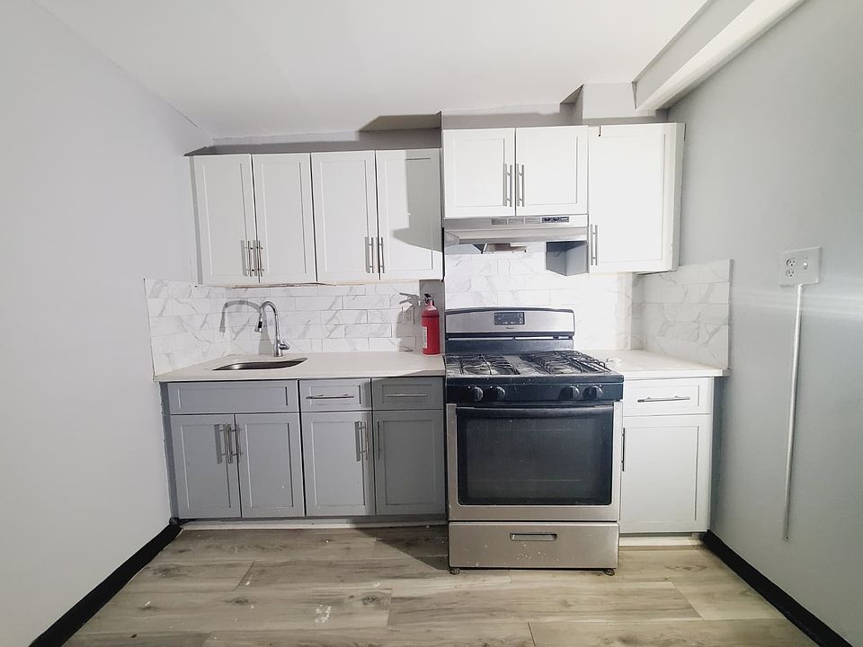1st image of 144 Clendenny Ave APT 1L