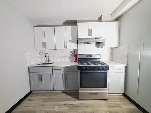 144 Clendenny Ave Photo 1