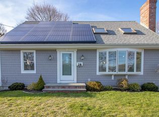 28 Bellevue St, Fairhaven, MA 02719