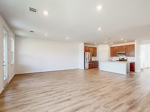 3rd image of 21814 Redwood Bluff Trl