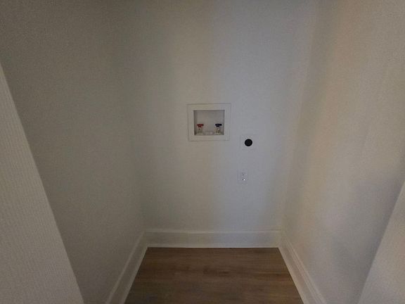 5th image of 1936 Lowrie St Floor 2