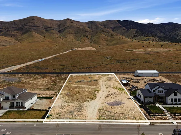 2930 N Jojo Rd, Eagle Mountain, UT 84005