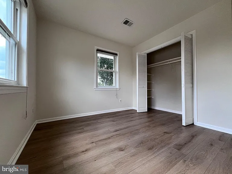 5350 Ravensworth Rd — Photo 68
