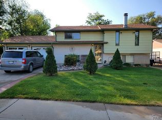 60 Louis Nelson Rd, Pueblo, CO 81001