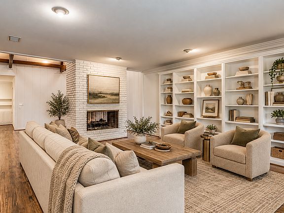 3rd image of 10544 Sandpiper Ln