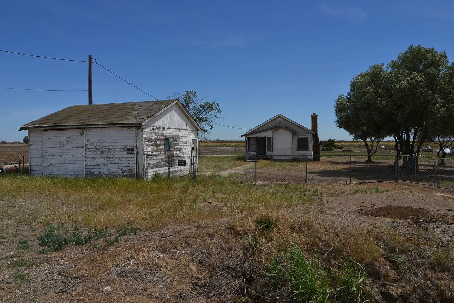 11315 E Childs Ave photo 1