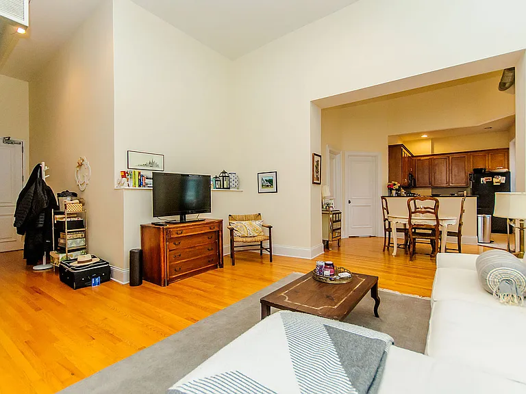 531 N Wells St #166-W — Photo 8
