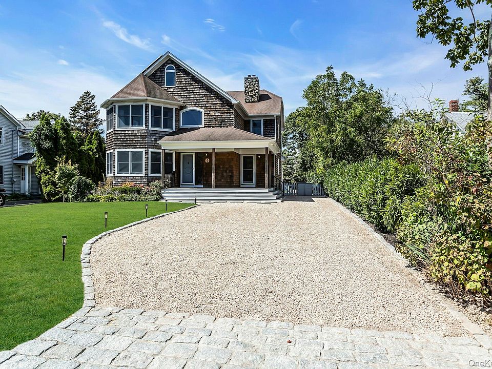 1st image of 44 Bay Avenue