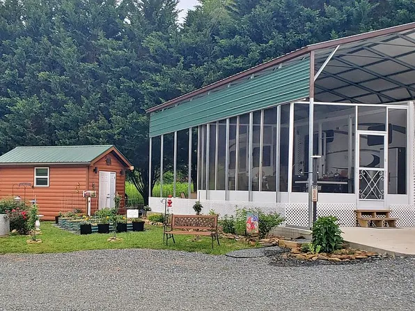 415 Hyde Town Rd Lot 33, Robbinsville, NC 28771