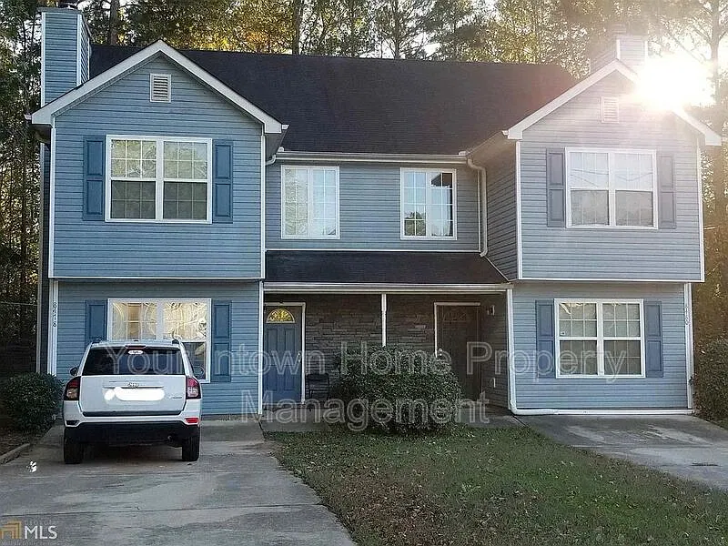 3 bed, 2.0 bath, 1608 sqft, $1,525 — Photo 1