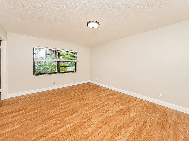 9104 Affirmed Ln — Photo 10