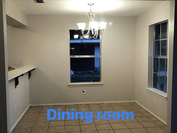 2nd image of 485 Cripple Creek Cir