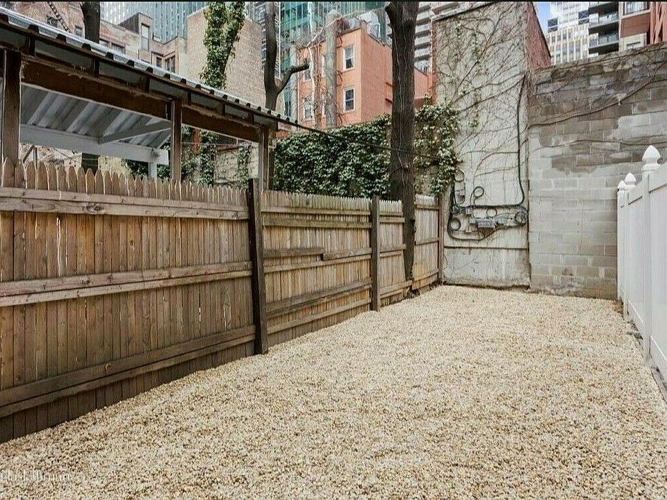 1st image of 247 E 39th St APT 1C
