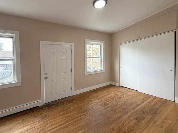 41 Tyson Pl #1, Bergenfield, NJ 07621