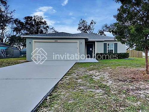 598 SW Ester Ave Photo 1