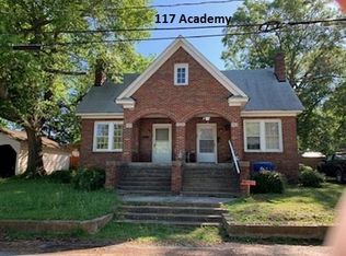 117 Academy St, Woodruff, SC 29388