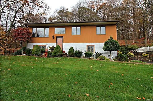 3831 Wood St, Jefferson Valley, NY 10535 | Zillow