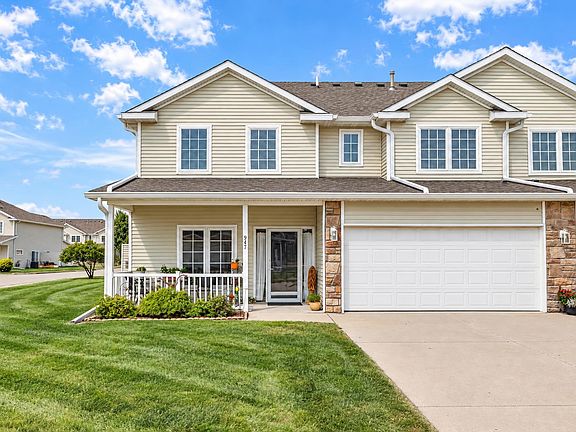 2nd image of 947 Red Hawk Way SE