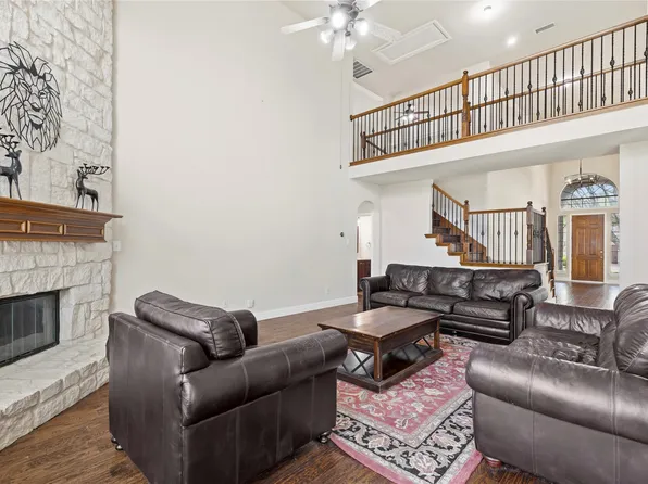357 Spring Meadow Dr, Fairview, TX 75069