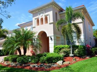 5679 Lago Villaggio Way, Naples, FL 34104