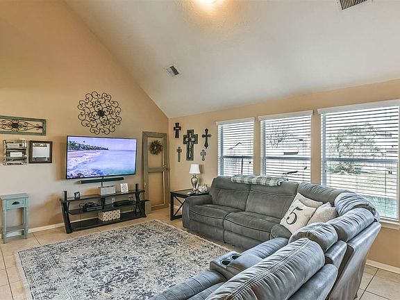 5th image of 14919 Lanai Dr