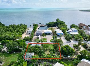 15 Seaside Ave, Key Largo, FL 33037