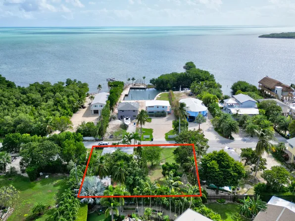 15 Seaside Ave, Key Largo, FL 33037