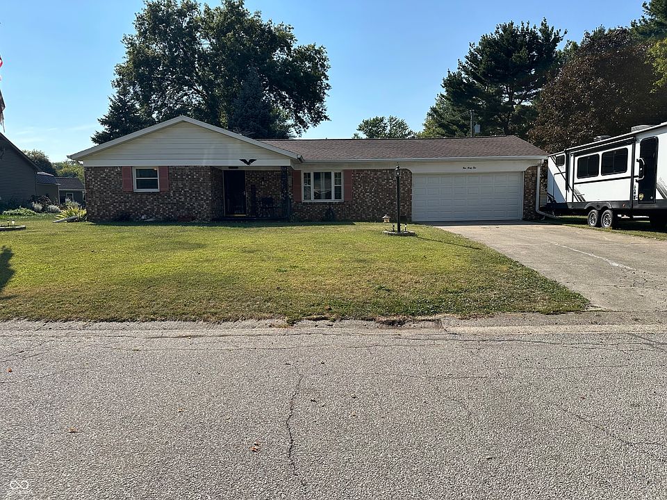 1st image of 442 Greenacres Dr