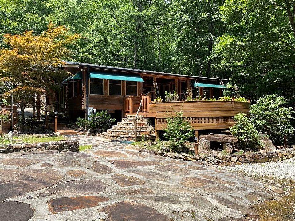 1st image of 574 Wildwood Flower Dr