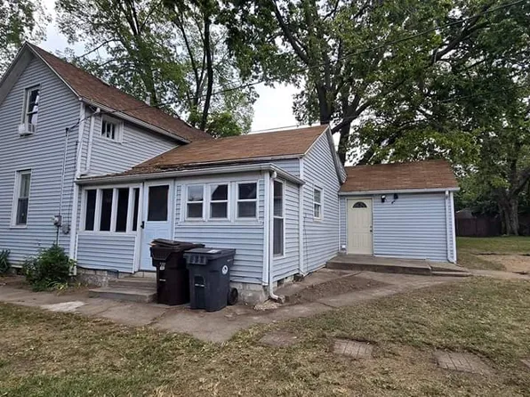 406 Saint Julian St, Pekin, IL 61554