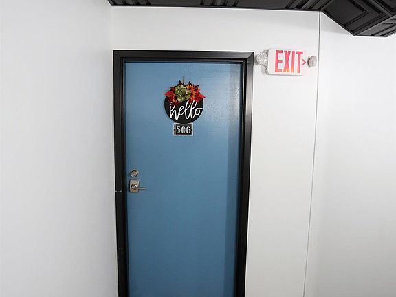 4th image of 312 S 16th St APT 506