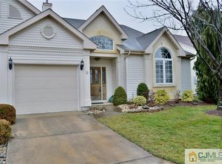 6 Wellfleet St, Monroe Township, NJ 08831