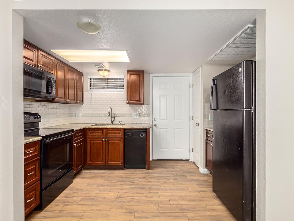 1st image of 4313 N 19th Ave APT 106