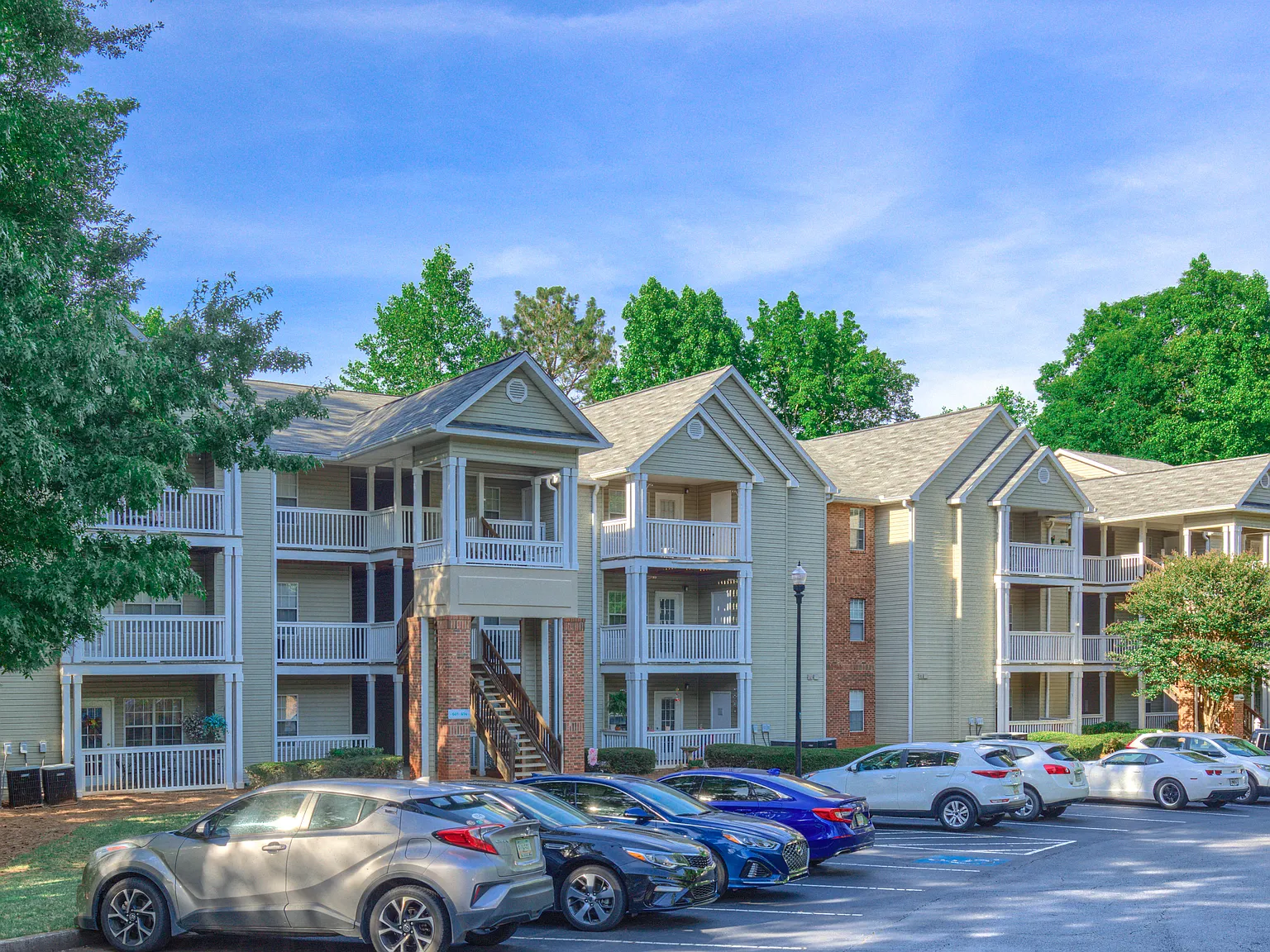 Estates at Barrington — Photo 4