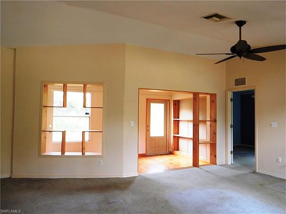 3rd image of 2115 Desoto Blvd S