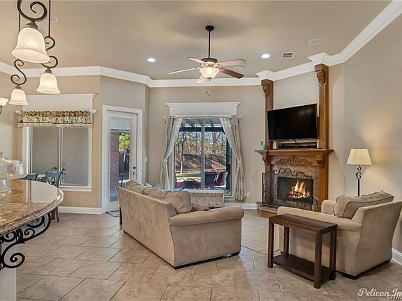 3rd image of 490 Dogwood South Ln