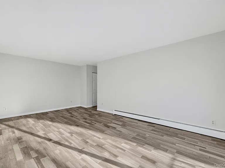 4 Colonial Rd #96 — Photo 8