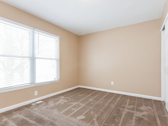 2nd image of 5394 Trailoaks Dr